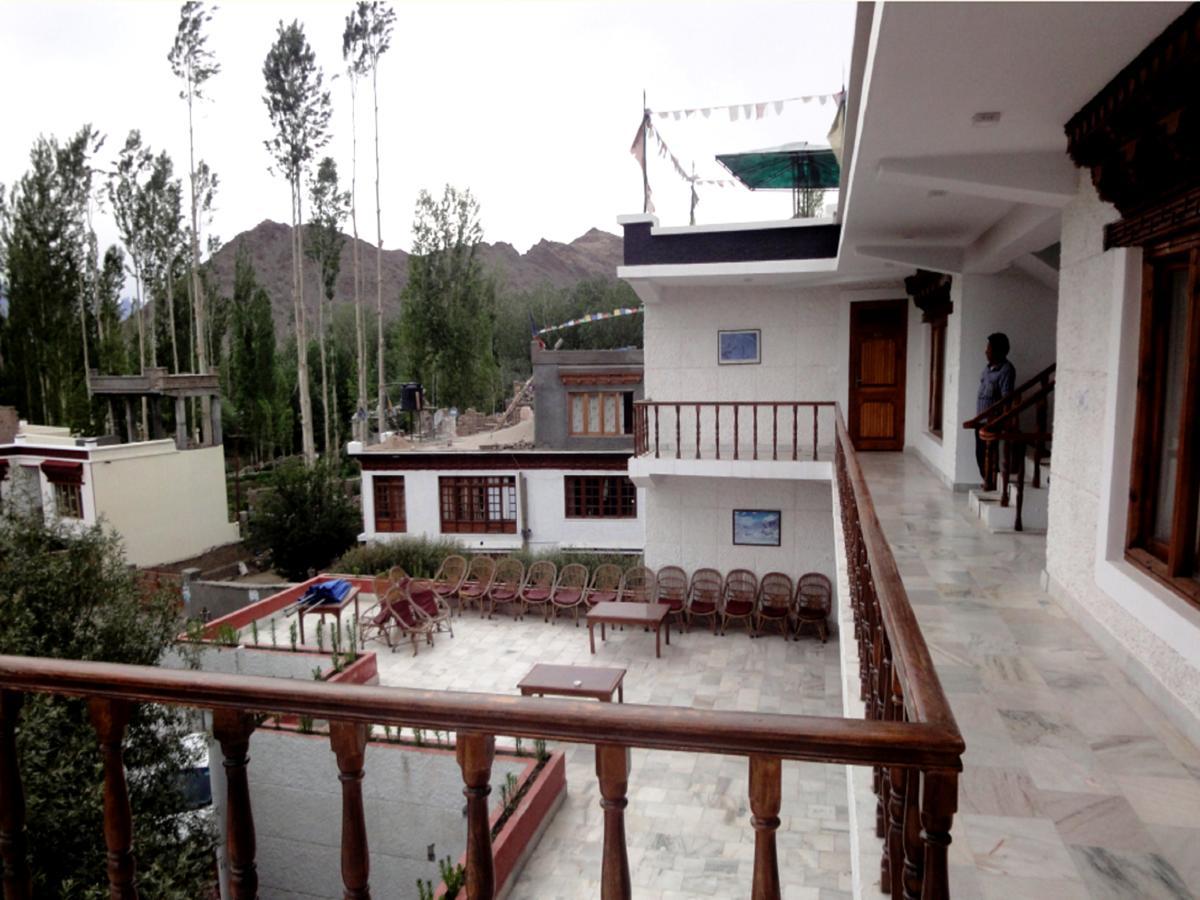 Hotel Holiday Ladakh Leh Eksteriør billede